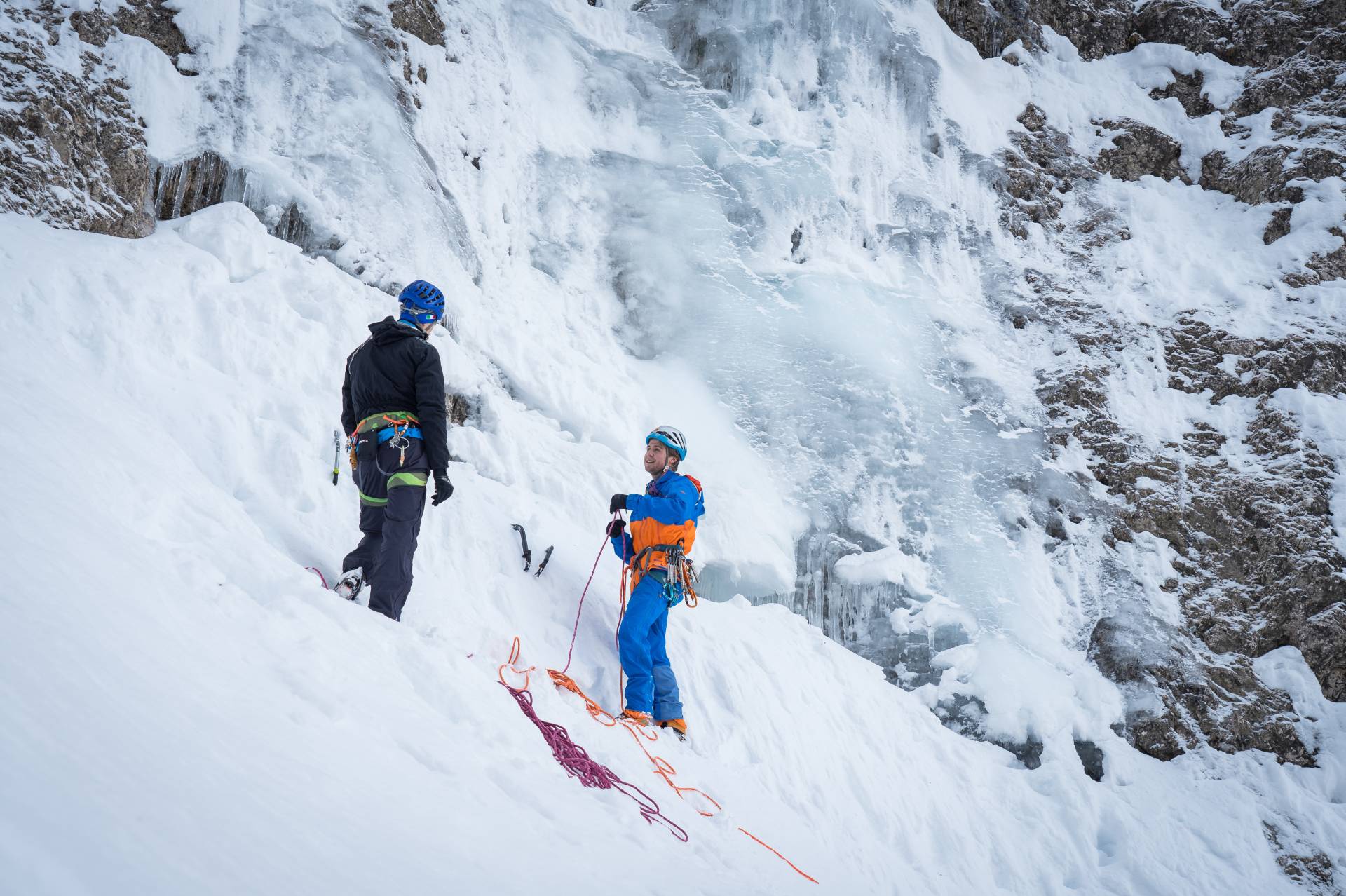 Catores Dolomites Guides - Arrampicata su ghiaccio per principianti nelle Dolomiti