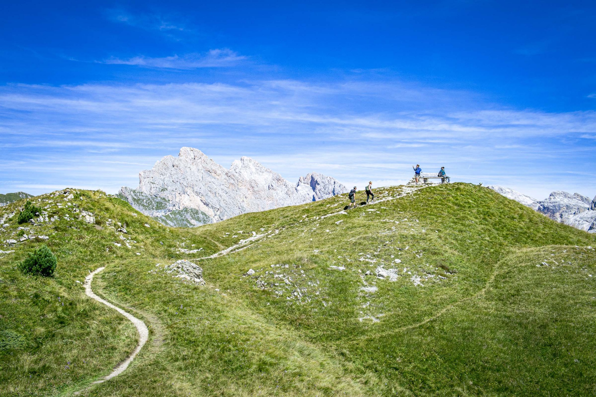 Catores Dolomites Guides - Multi-day hikes in Val Gardena and the Dolomites