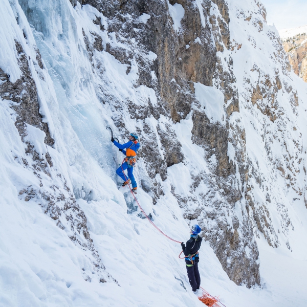 Arrampicata su ghiaccio in Vallunga - Introduzione all&rsquo;arrampicata su ghiaccio - Catores