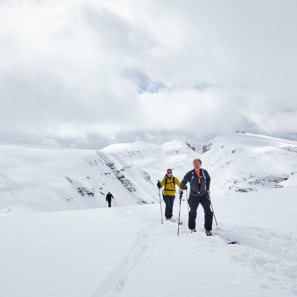 Approach to Vallon del Pisciad&ugrave; - Val Setus Freeride with Vallon del Pisciad&ugrave; - Catores