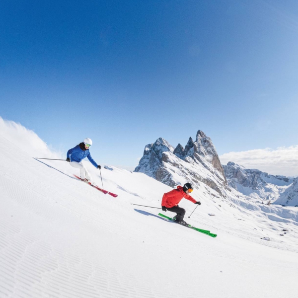 Seceda - Sonnige Pisten mit Blick auf den Geislern - Privater Skif&uuml;hrer Gr&ouml;den - Catores
