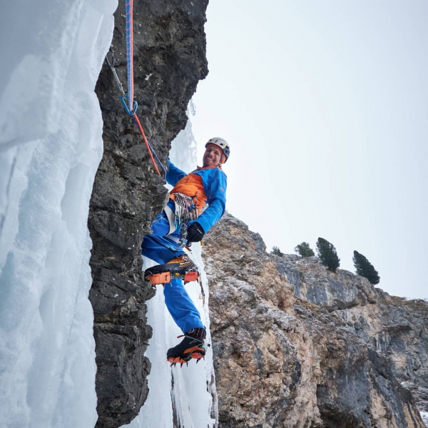Martin Dejori - Eisklettern Langental