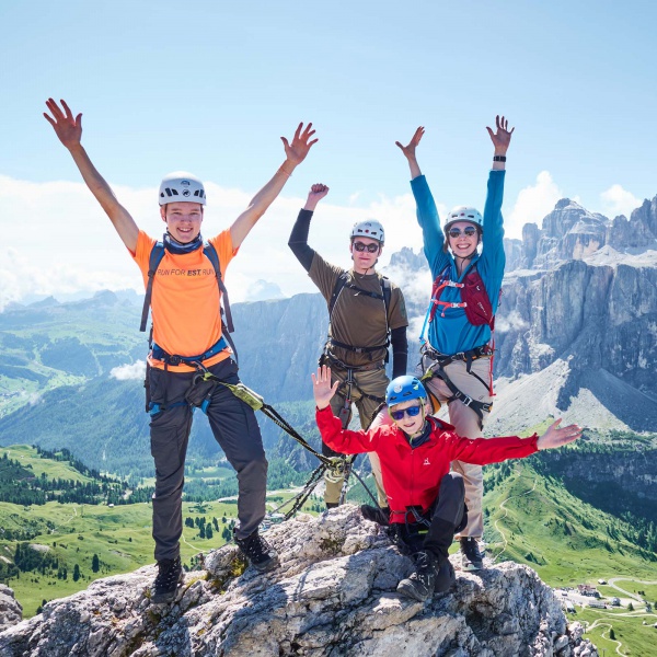 Am Gipfel der Pitla Cir - Kleine Cirspitze - Gef&uuml;hrter Einsteigerklettersteig - Catores