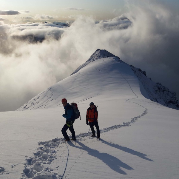 Stimmungsvoller Aufstieg - Ortler - Hintergrat mit Bergf&uuml;hrer - Catores