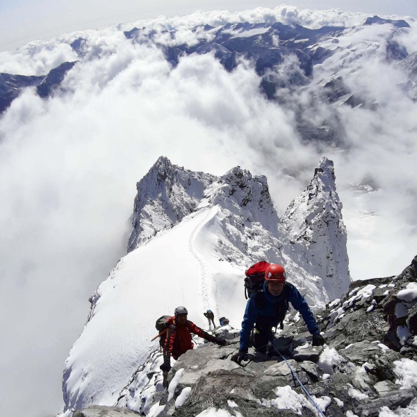 Leichte Kletterei am Grat - Ortler - Hintergrat mit Bergf&uuml;hrer - Catores